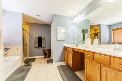 Tiny photo for 125 N Spruce Avenue, Wood Dale, IL 60191 (MLS # 12516836)