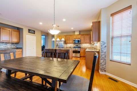 Tiny photo for 125 N Spruce Avenue, Wood Dale, IL 60191 (MLS # 12516836)