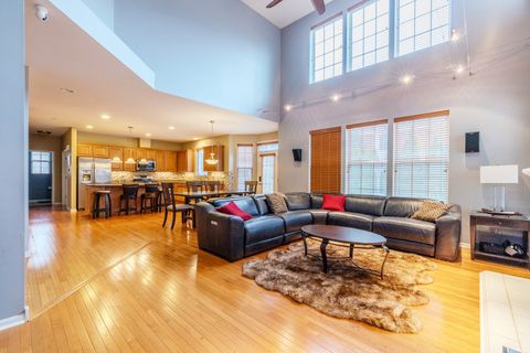 Tiny photo for 125 N Spruce Avenue, Wood Dale, IL 60191 (MLS # 12516836)