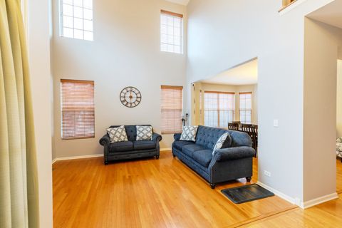 Tiny photo for 125 N Spruce Avenue, Wood Dale, IL 60191 (MLS # 12516836)