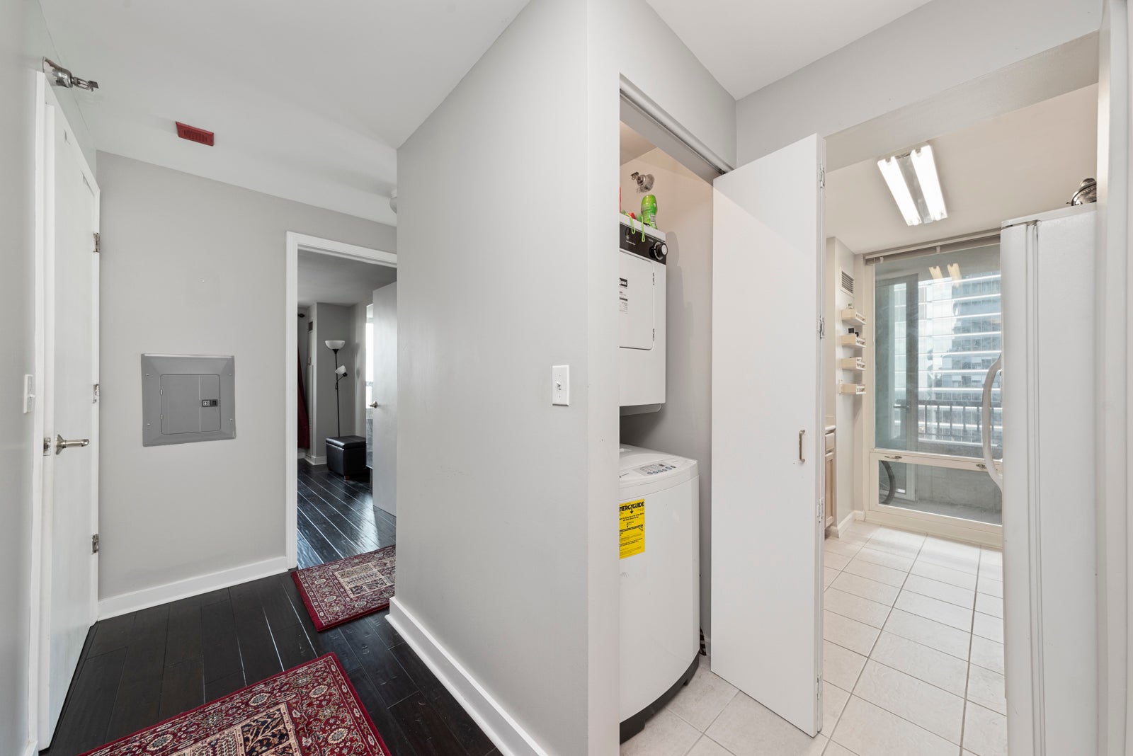 345 N La Salle Street 2203