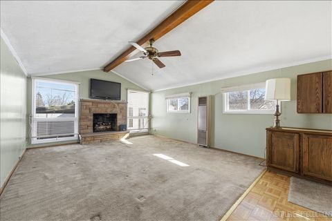 Tiny photo for 1114 Brentwood Place, Joliet, IL 60435 (MLS # 12598407)
