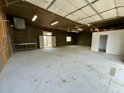 Tiny photo for 40210 N Lakeview Avenue, Antioch, IL 60002 (MLS # 12575770)