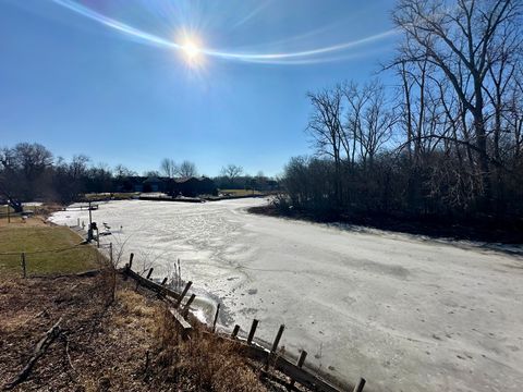 Tiny photo for 40210 N Lakeview Avenue, Antioch, IL 60002 (MLS # 12575770)