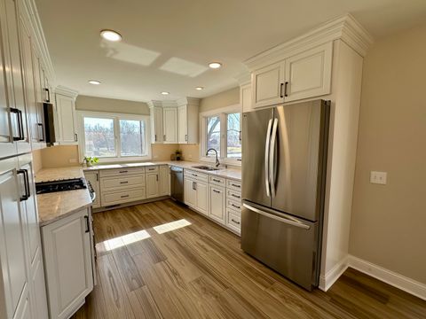 Tiny photo for 40210 N Lakeview Avenue, Antioch, IL 60002 (MLS # 12575770)