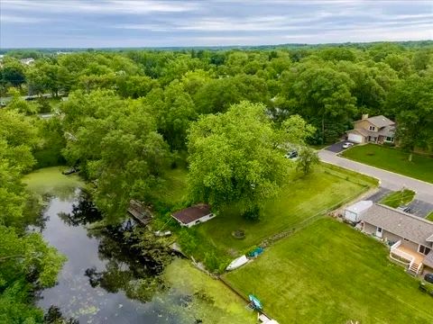 Tiny photo for 40210 N Lakeview Avenue, Antioch, IL 60002 (MLS # 12575770)