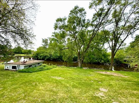 Tiny photo for 40210 N Lakeview Avenue, Antioch, IL 60002 (MLS # 12575770)