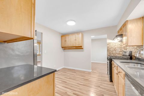 Tiny photo for 1330 S MALLARD Lane, Mount Prospect, IL 60056 (MLS # 12537343)