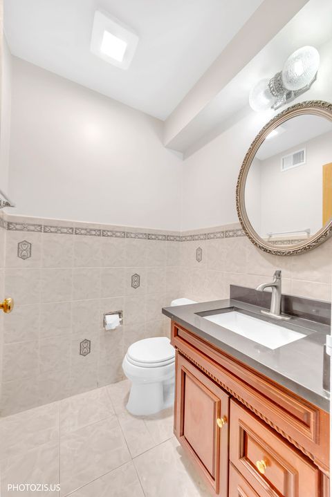 Tiny photo for 1330 S MALLARD Lane, Mount Prospect, IL 60056 (MLS # 12537343)