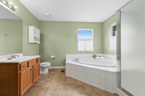 Tiny photo for 2318 W Cascade Circle, Round Lake, IL 60073 (MLS # 12725721)