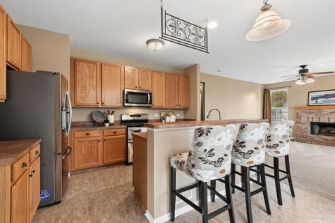 Tiny photo for 2318 W Cascade Circle, Round Lake, IL 60073 (MLS # 12725721)