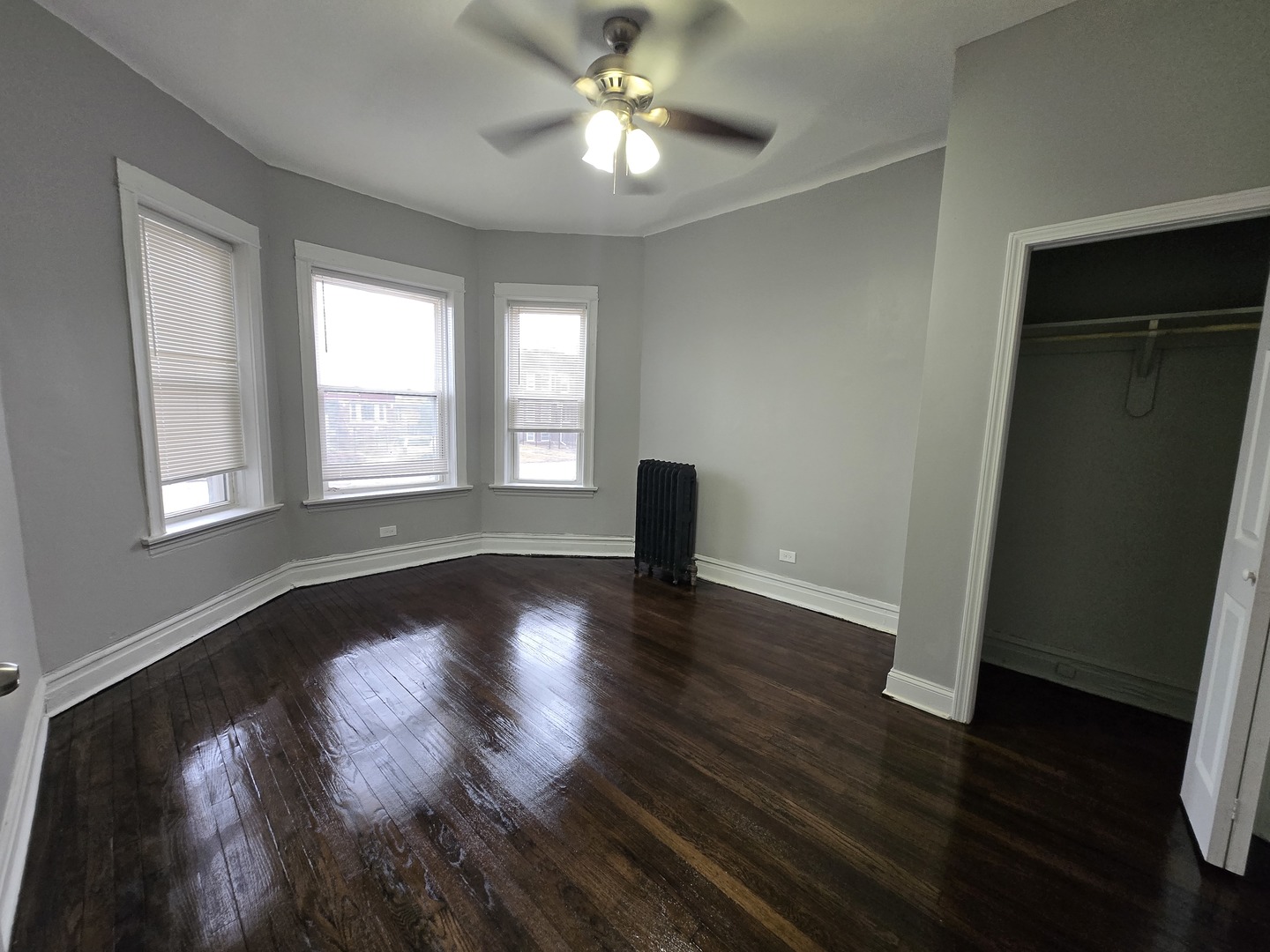 6930 S Wabash Avenue