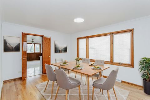 Tiny photo for 8706 W Stolting Road, Niles, IL 60714 (MLS # 12618310)