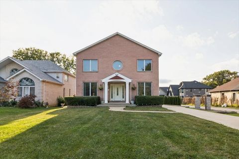 Photo of 238 HILLCREST Avenue, Addison, IL 60101 (MLS # 12476792)