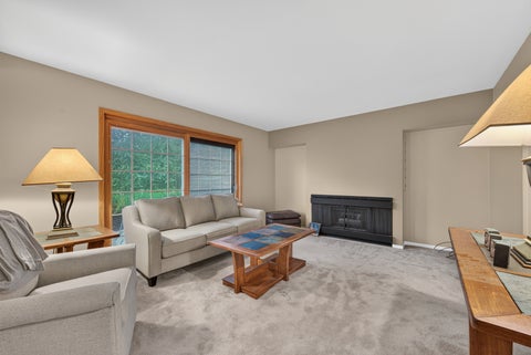Tiny photo for 1109 Lancaster Avenue, Elk Grove Village, IL 60007 (MLS # 12745769)