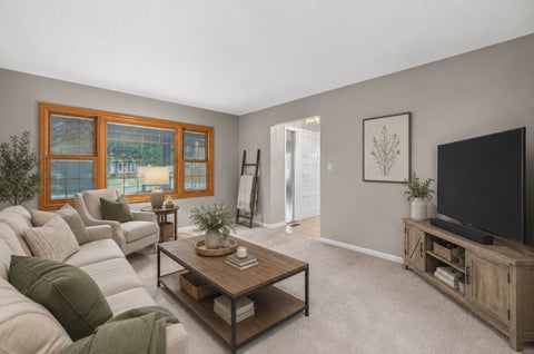 Tiny photo for 1109 Lancaster Avenue, Elk Grove Village, IL 60007 (MLS # 12745769)