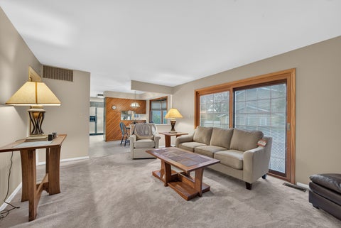 Tiny photo for 1109 Lancaster Avenue, Elk Grove Village, IL 60007 (MLS # 12745769)