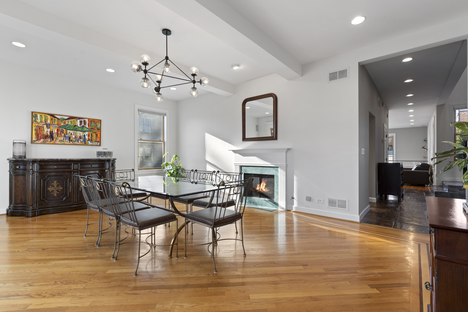 2426 W Lyndale Street