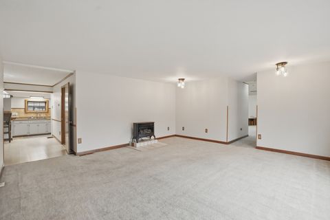 Tiny photo for 2220 139th Street, Blue Island, IL 60406 (MLS # 12554033)