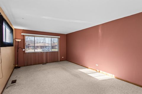 Tiny photo for 134 Virginia Court, Streamwood, IL 60107 (MLS # 12545032)