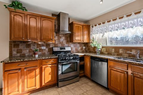 Tiny photo for 134 Virginia Court, Streamwood, IL 60107 (MLS # 12545032)