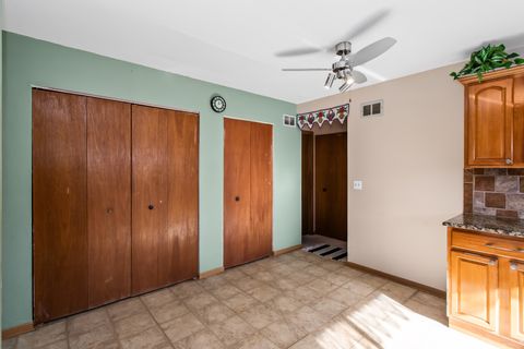 Tiny photo for 134 Virginia Court, Streamwood, IL 60107 (MLS # 12545032)