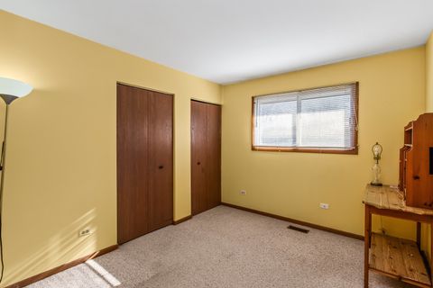 Tiny photo for 134 Virginia Court, Streamwood, IL 60107 (MLS # 12545032)