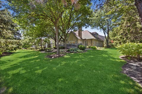 Tiny photo for 9 Tartan Road, Burr Ridge, IL 60527 (MLS # 12707081)