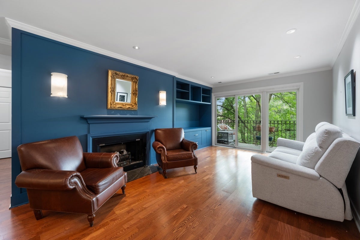 1503 Oak Avenue 410