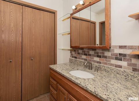 Tiny photo for 2802 ARCHER Drive, East Moline, IL 61244 (MLS # QC4269594)