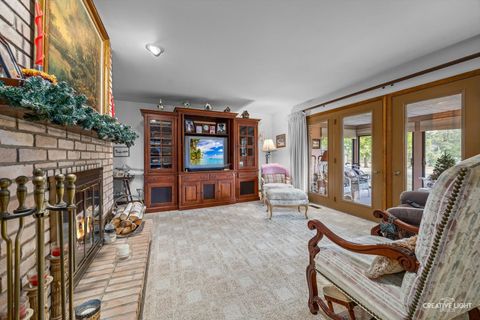 Tiny photo for 9N601 Santa Fe Trail, Elgin, IL 60124 (MLS # 12489105)