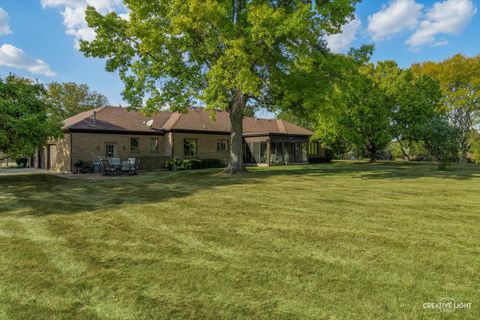 Tiny photo for 9N601 Santa Fe Trail, Elgin, IL 60124 (MLS # 12489105)
