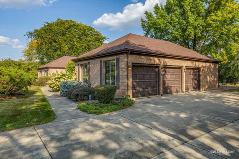 Tiny photo for 9N601 Santa Fe Trail, Elgin, IL 60124 (MLS # 12489105)