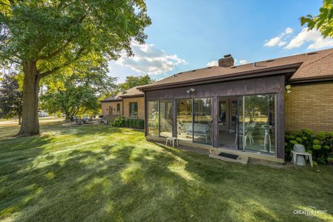 Tiny photo for 9N601 Santa Fe Trail, Elgin, IL 60124 (MLS # 12489105)