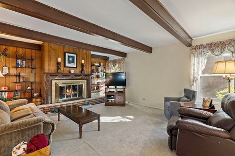 Tiny photo for 1410 Nottingham Lane, Hoffman Estates, IL 60169 (MLS # 12505668)