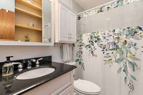 Tiny photo for 1410 Nottingham Lane, Hoffman Estates, IL 60169 (MLS # 12505668)