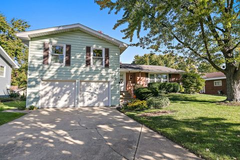 Tiny photo for 1410 Nottingham Lane, Hoffman Estates, IL 60169 (MLS # 12505668)