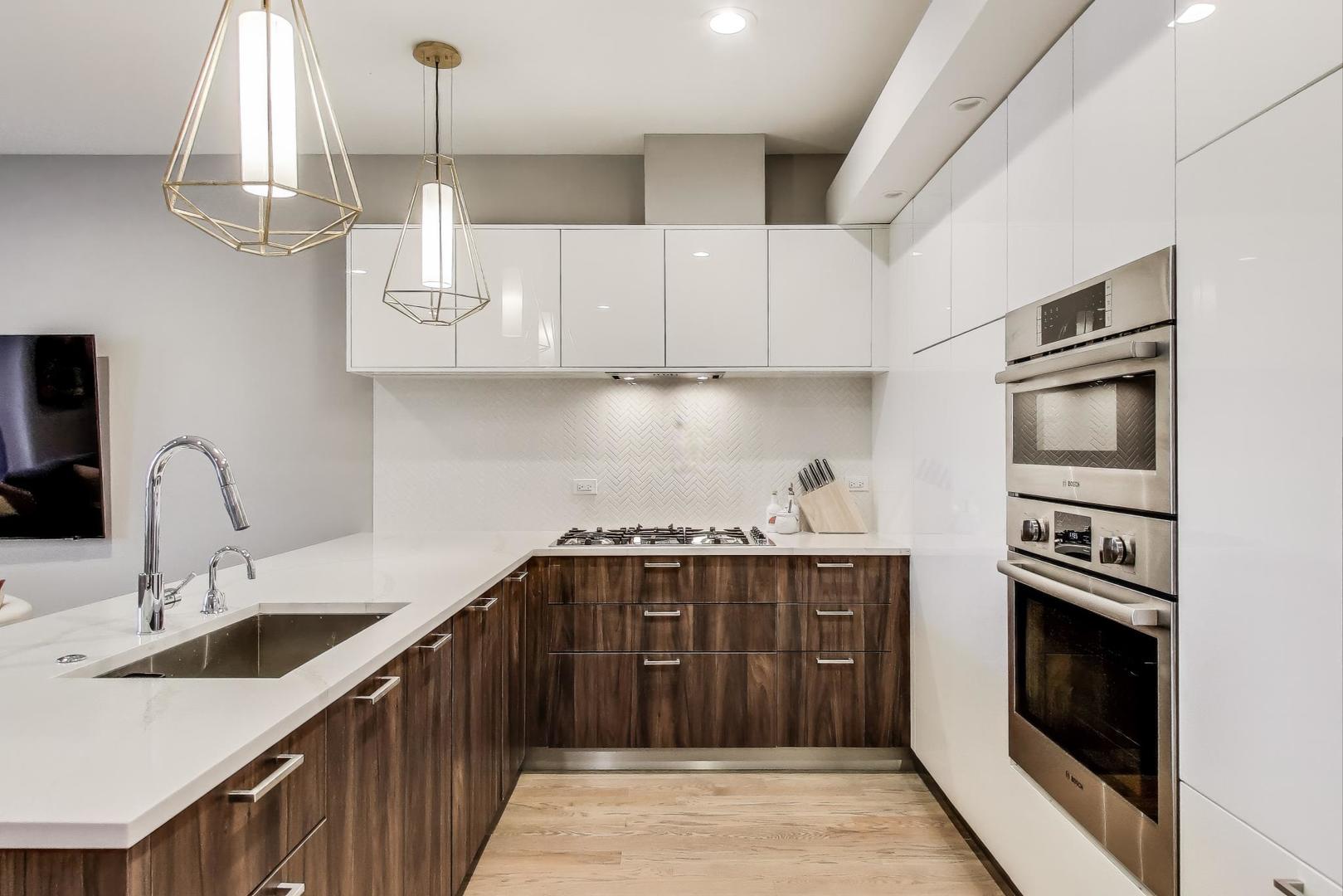 2703 N Halsted Street 2