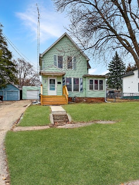 Photo of 1607 S Highland Avenue, Freeport, IL 61032 (MLS # 12587254)