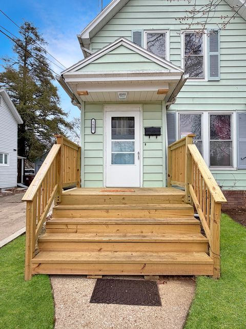 Tiny photo for 1607 S Highland Avenue, Freeport, IL 61032 (MLS # 12587254)