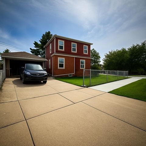 Tiny photo for 11003 S Avenue E, Chicago, IL 60617 (MLS # 12655922)