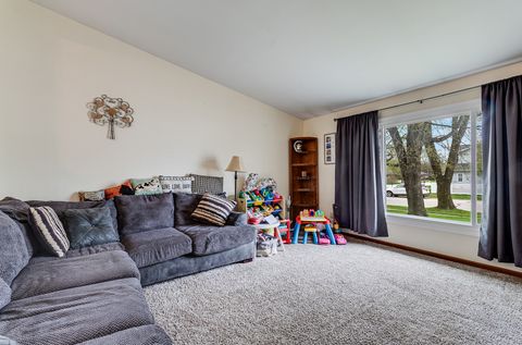 Tiny photo for 605 Davidson Drive #B, Minooka, IL 60447 (MLS # 12629059)