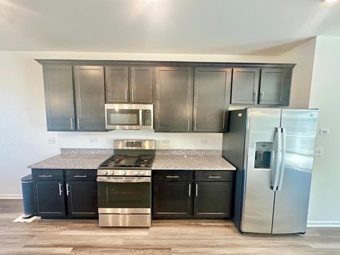 Tiny photo for 1544 Syracuse Drive, Grayslake, IL 60030 (MLS # 12488381)