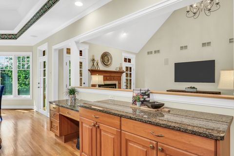 Tiny photo for 5684 Wolf Road, Western Springs, IL 60558 (MLS # 12468738)