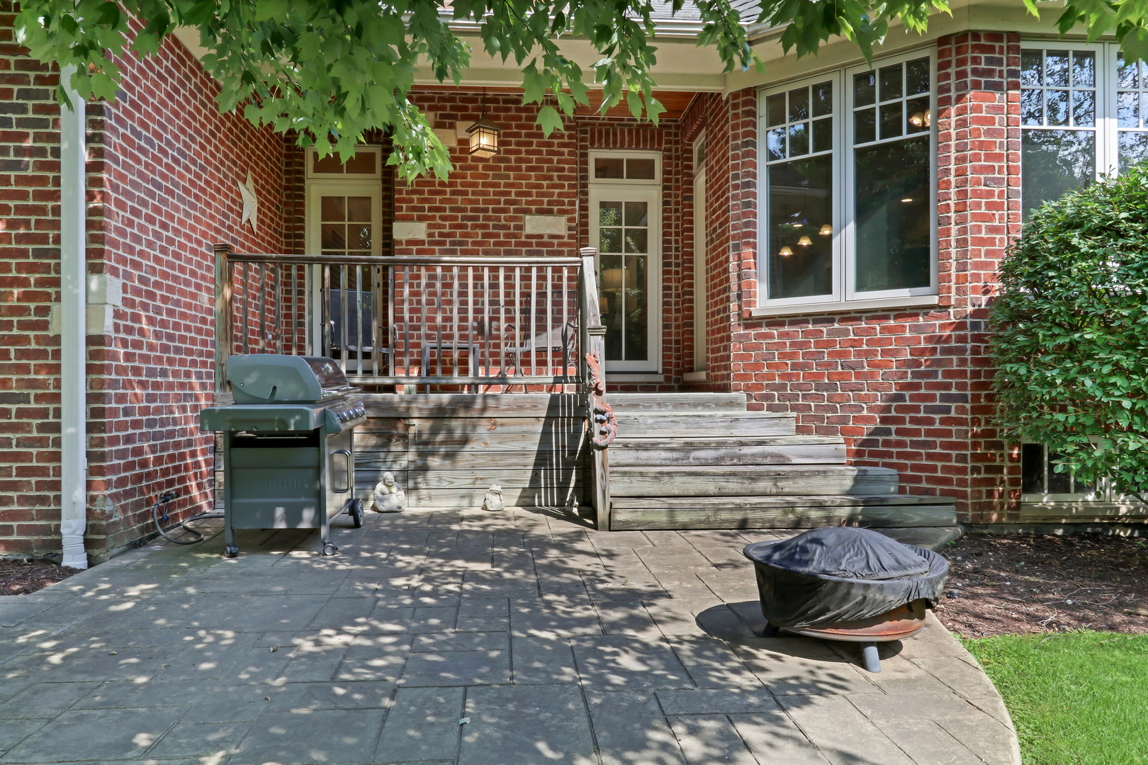 5684 Wolf Road