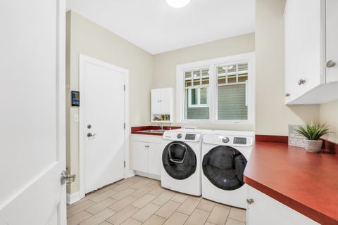 Tiny photo for 5684 Wolf Road, Western Springs, IL 60558 (MLS # 12468738)