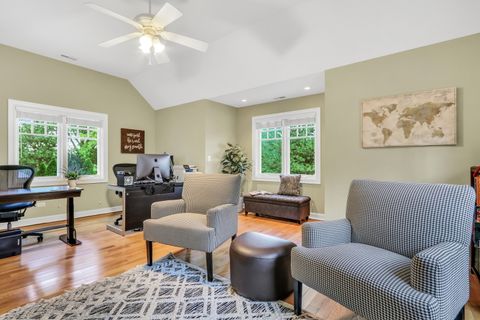 Tiny photo for 5684 Wolf Road, Western Springs, IL 60558 (MLS # 12468738)