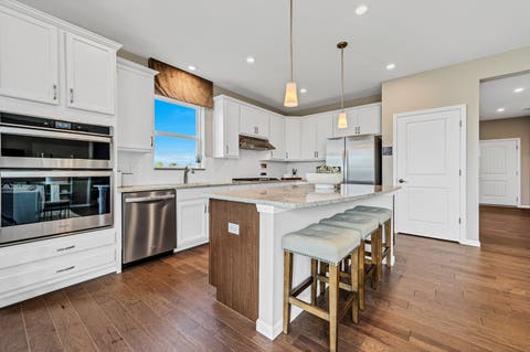 Tiny photo for 2834 Summer Court, Lindenhurst, IL 60046 (MLS # 12706063)