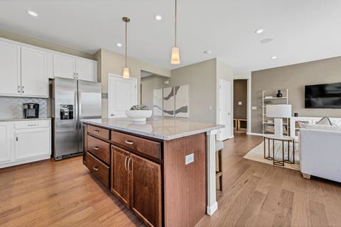 Tiny photo for 2834 Summer Court, Lindenhurst, IL 60046 (MLS # 12706063)