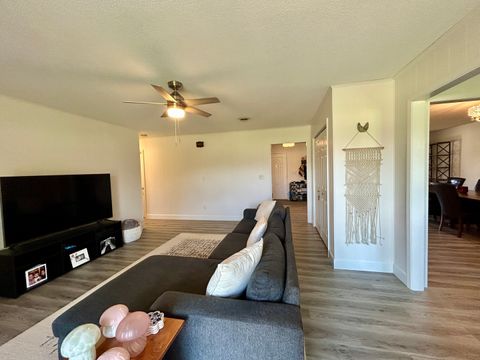 Tiny photo for 205 S Mark Court, Carbondale, IL 62901 (MLS # 12598243)